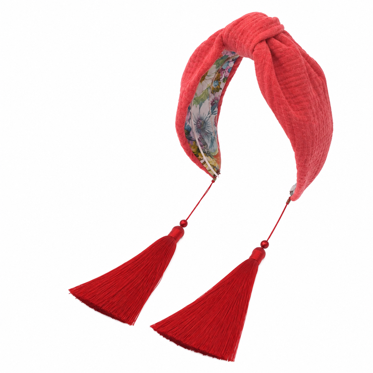 Coralie – Gepolsterter Luxus-Haarreif mit Knoten aus korallroter Baumwolle & Quasten